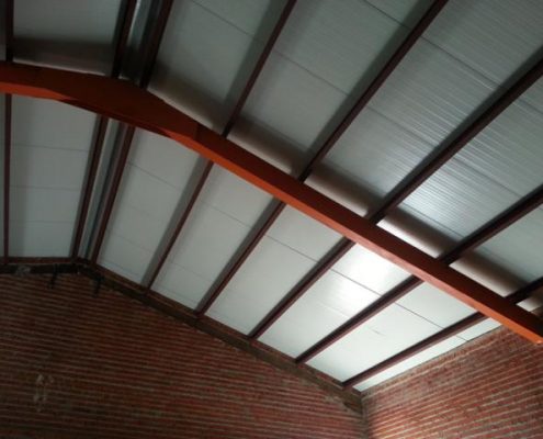 Instalacion cubiertas y techos de panel prefabricado